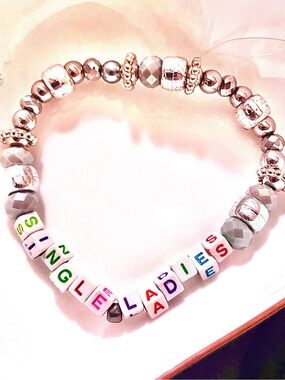 BUY1GET1FREE Beyoncé Single Ladies Bee Hive friendship bracelet